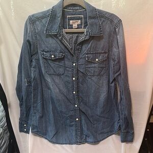 Arizona Jean Company Blue Denim Shirt